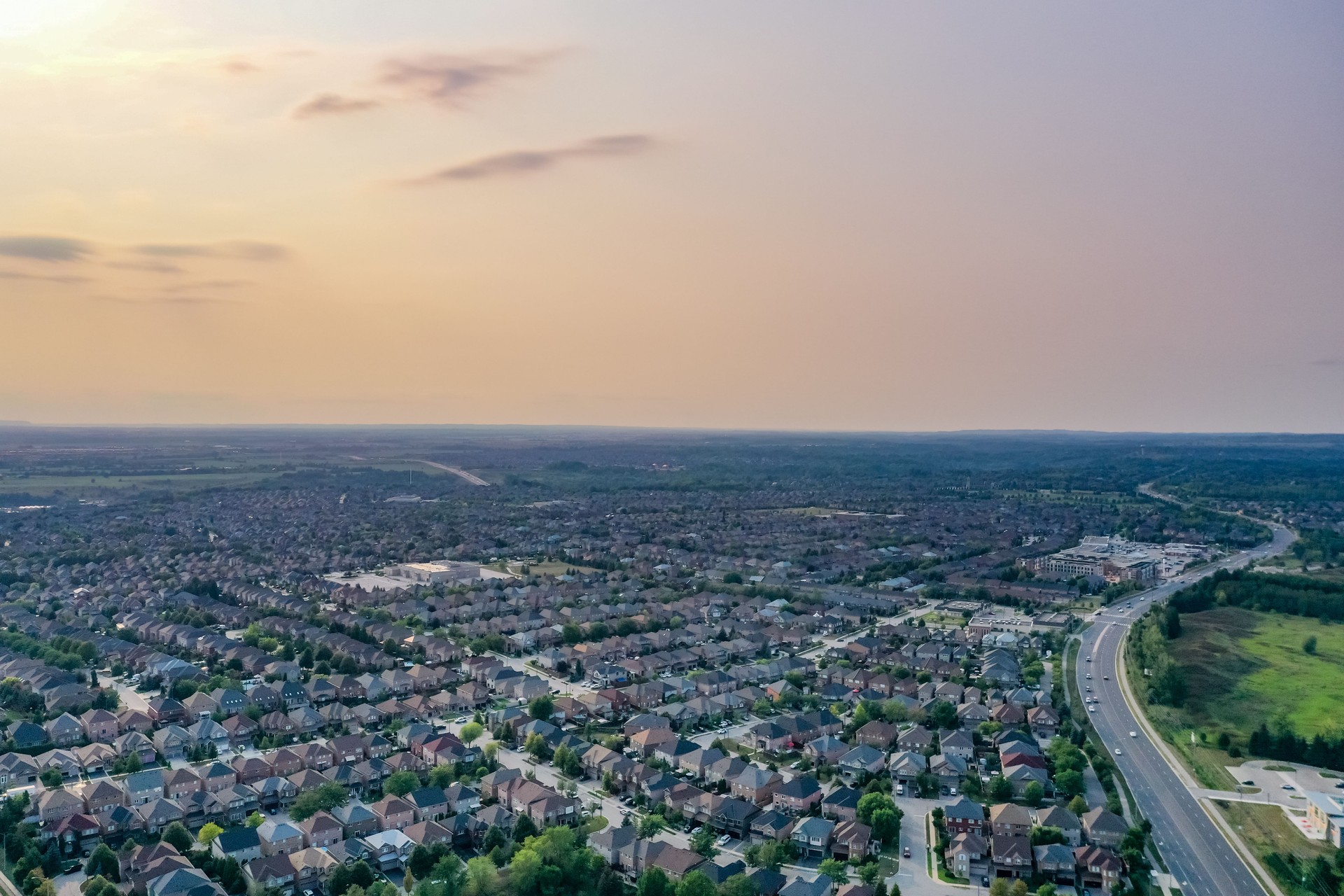 Aerial view of Residential Distratic at Islington Ave. and Rutherford road, detached and duplex house, Woodbridge, Vaughan, Canada